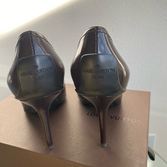 Louis Vuitton Leather Heels - Picture 5 of 7